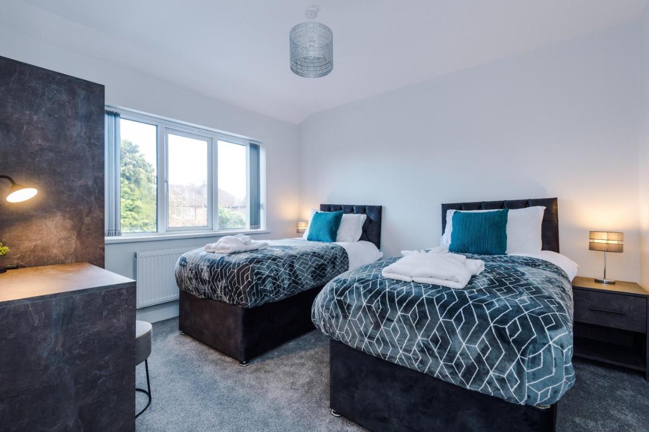 Sandileigh House By Yourstays - Luxurious 3 Bedroom House In Олтрингем Экстерьер фото